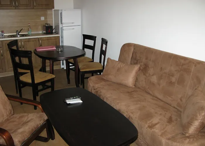 краси в комплекс зорница * Стойките